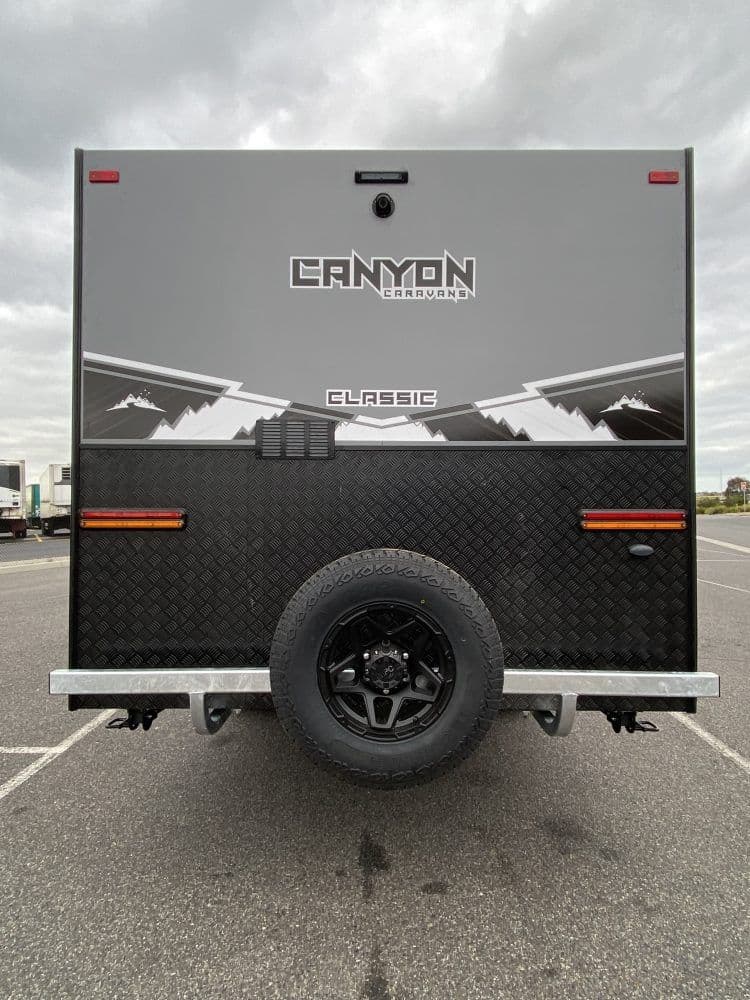 Classic — Checker plate and all-terrain stance