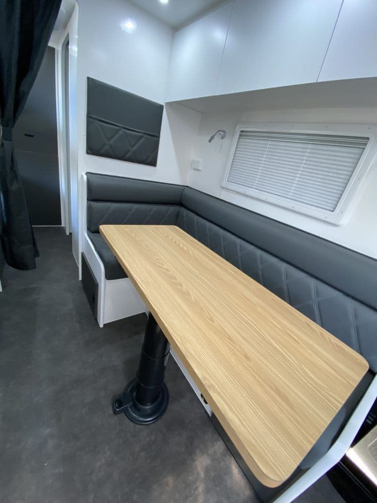 Classic — Dinette — timber-look option