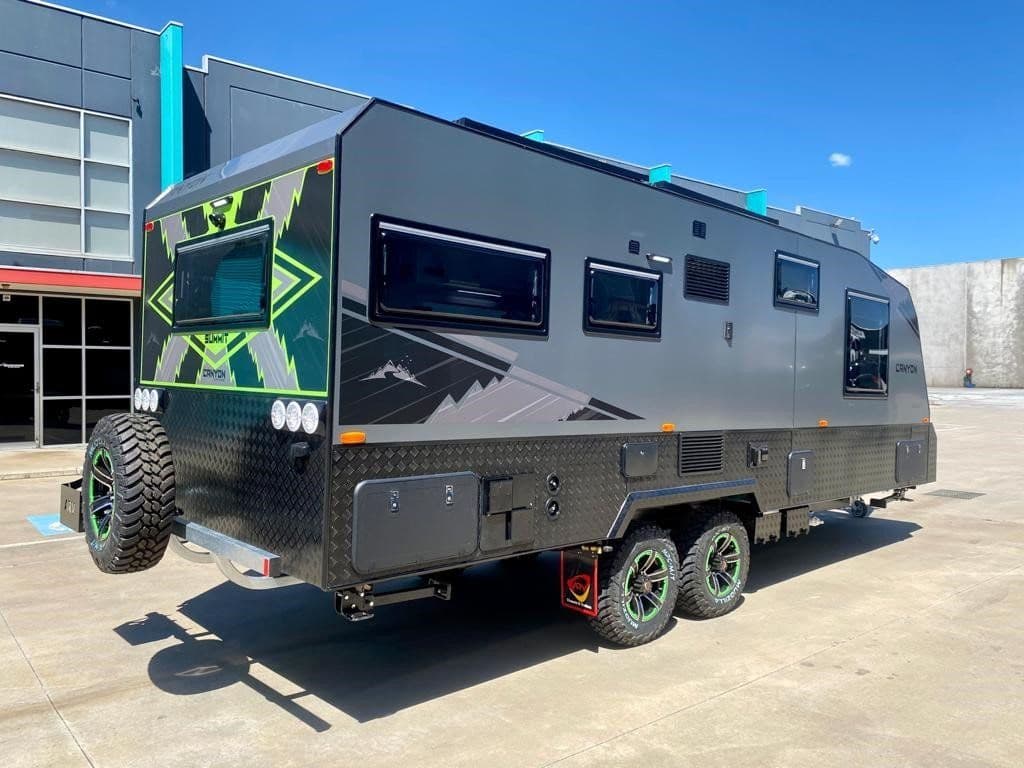 Summit — Rear — Summit graphics, mud tyres