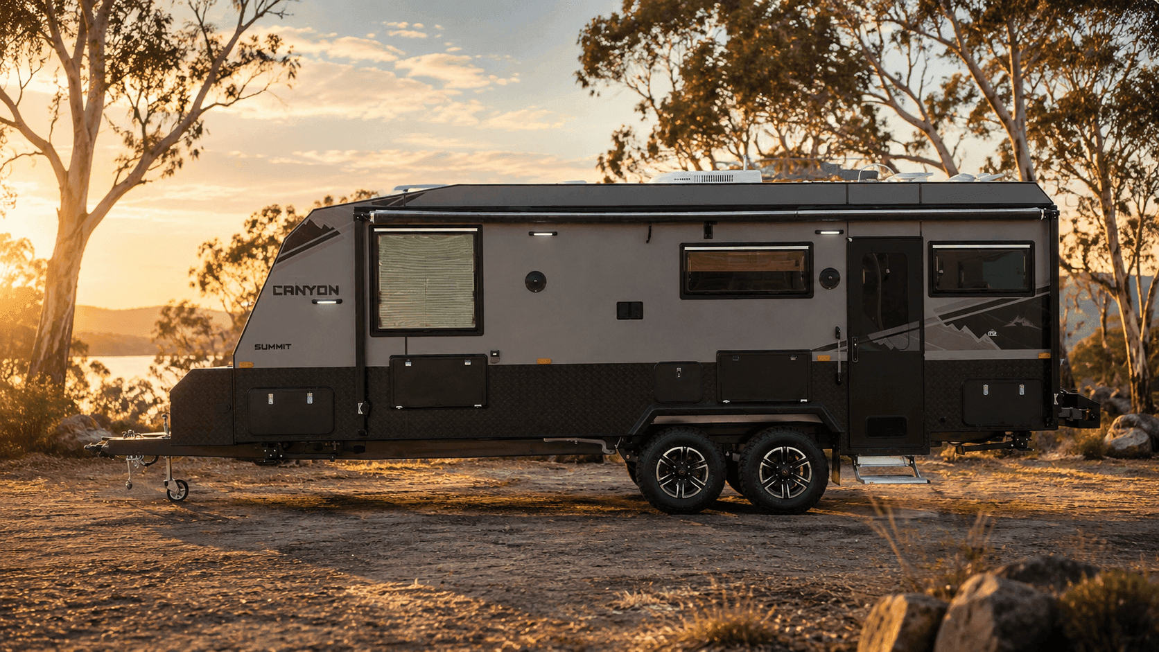 Canyon Summit — side profile