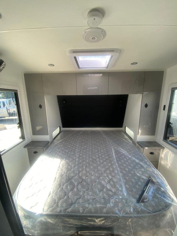 Summit — Bedroom — grey scheme