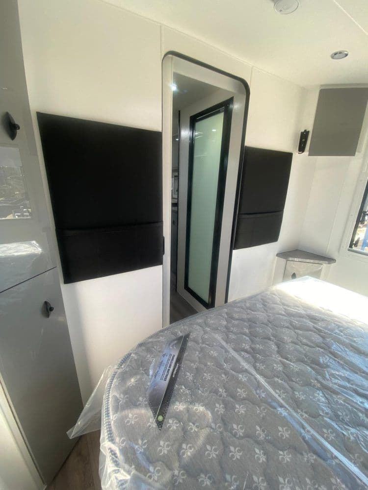 Summit — Bedroom looking aft — grey scheme