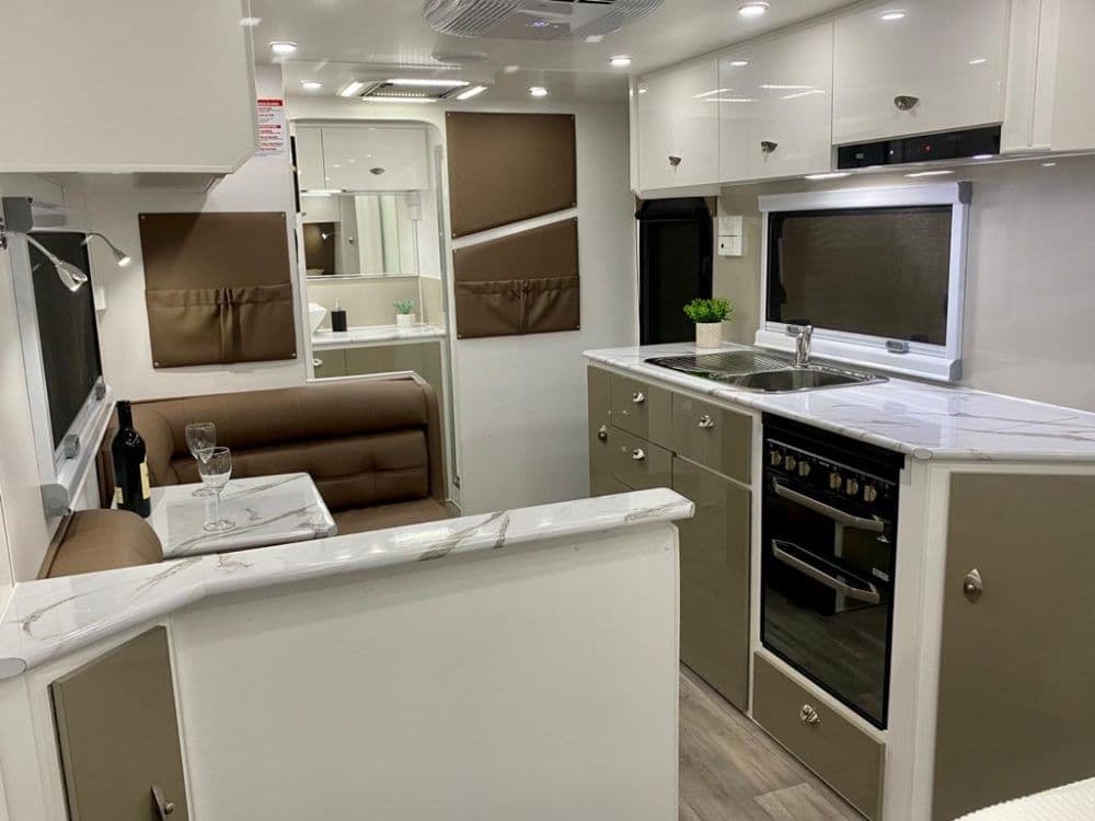 Valley — Recessed stove and rangehood