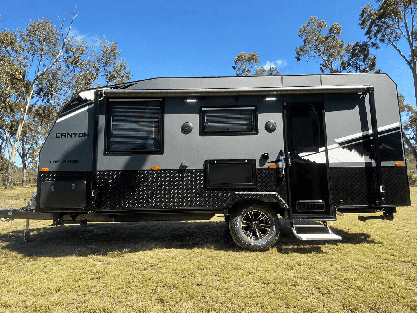 Canyon Viking — side profile